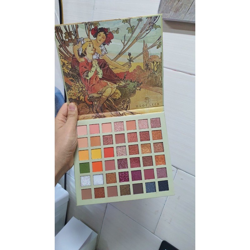 Bảng phấn mắt 42 ô Style Vintage | BigBuy360 - bigbuy360.vn