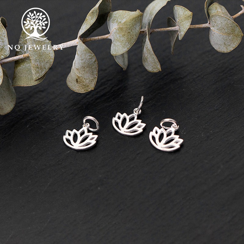 Mặt dây chuyền bạc hình hoa sen treo - NQ Jewelry