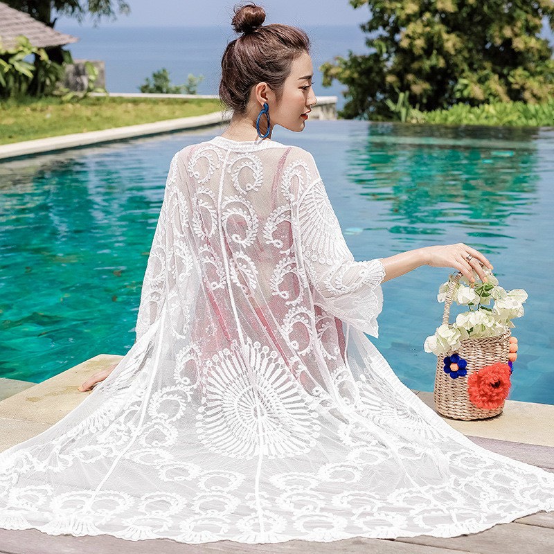 Áo Choàng Trắng Phối Ren Đi Biển Dáng Dài SAVVY Shop