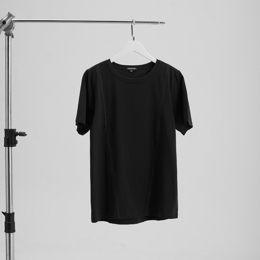 Áo Thun Nam TARMOR Đường Rã Dọc Màu Đen Parallel-Cut T-shirt In Black