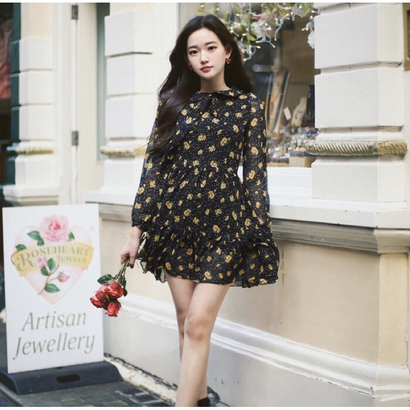 Váy thu đông thiết kế tiểu thư, đầm dài tay họa tiết hoa cúc dáng xòe cổ bèo, có thể thắt nơ eo hay nơ cổ, 3 size e1138