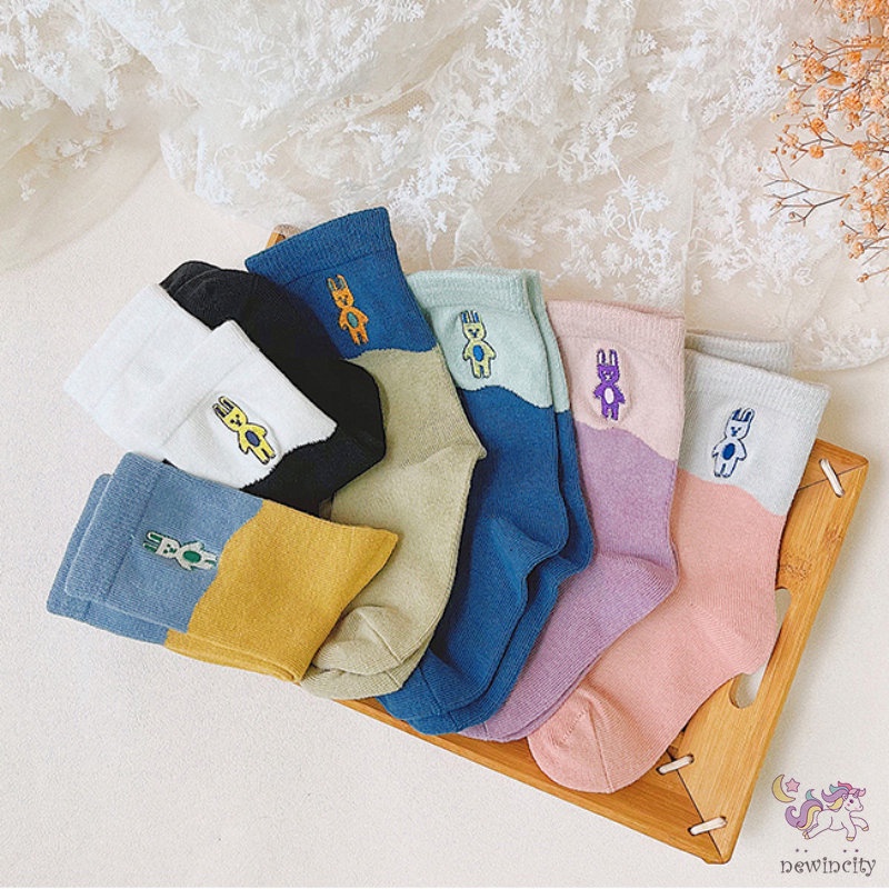 Set 3 Đôi Vớ Thêu Họa Tiết Hoạt Hình Nhiều Màu Sắc Phong Cách Hàn Quốc Cho Bé