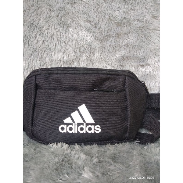 Túi Thắt Lưng Thứ Hai Của Adidas