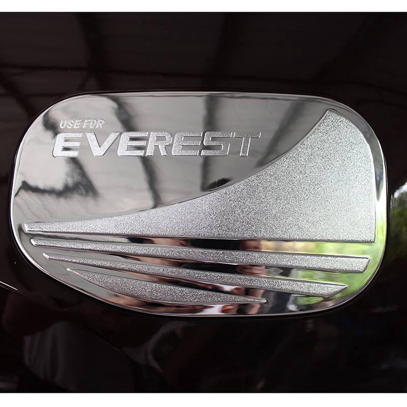 Ốp trang trí nắp thùng nhiên liệu Ford Everest 2017-2021