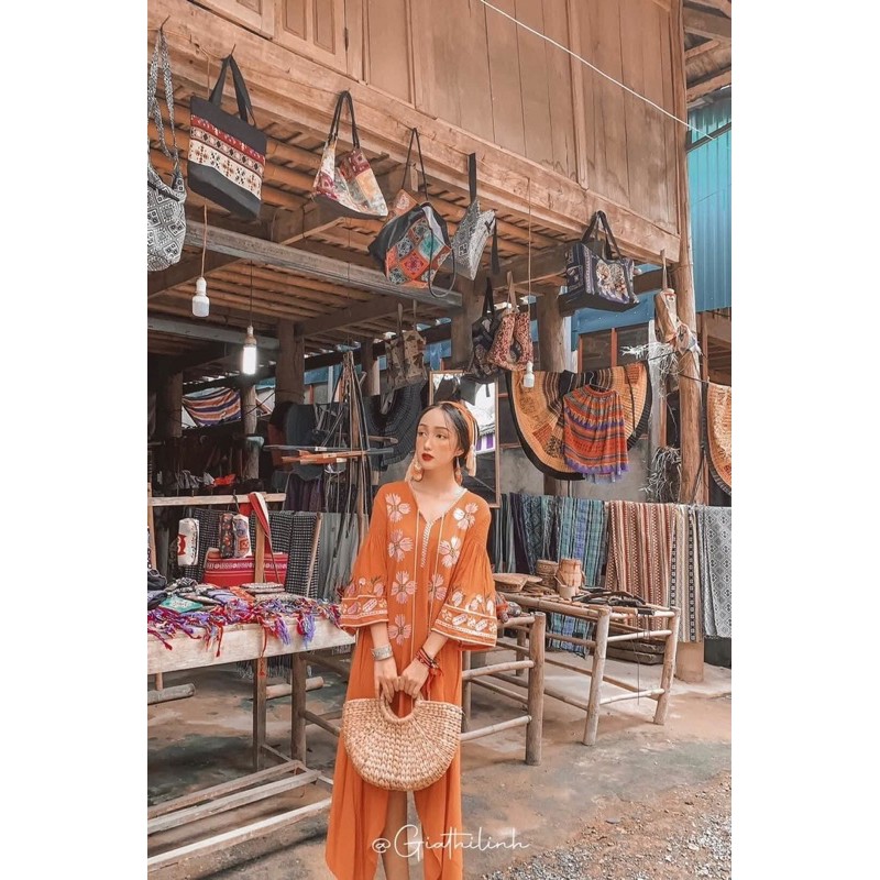 Đầm Cam Vintage Thổ Cẩm Thêu Hoa Kèm Turban Chụp Ảnh Thời Trang Nữ mã 7 Hàng Quảng Châu