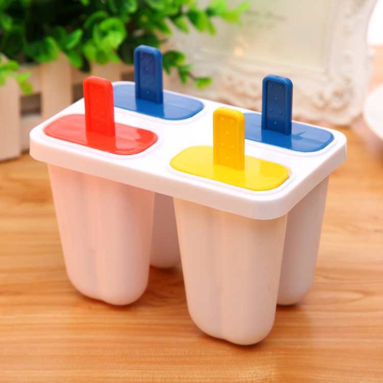 Bộ khuôn làm kem que 4 ngăn nhựa Việt Nhật (Giao mẫu ngẫu nhiên)