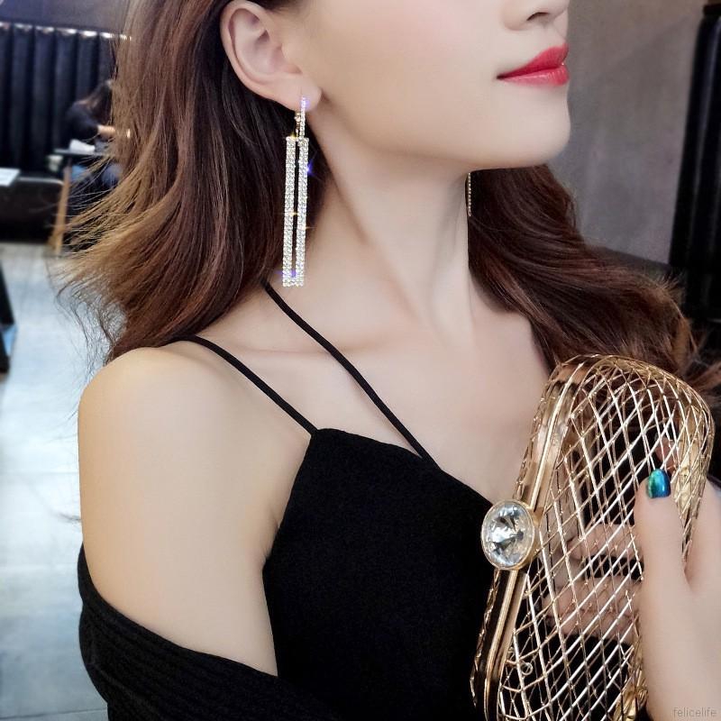 Đôi bông tai dài hình chữ nhật nạm đá