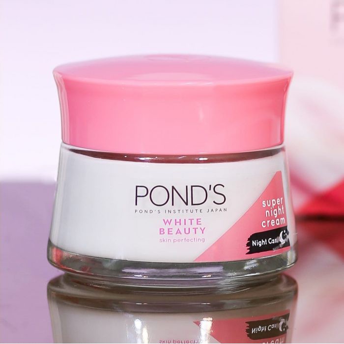 Kem Dưỡng Da Pond's Trắng Mịn Không Tỳ Vết Ban Đêm 50g