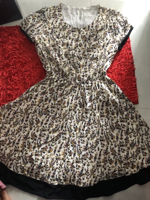 Đầm xoè hoa xuất xịn