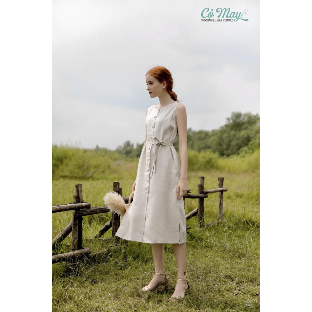 LINEN CAO CẤP - ĐẦM CHỮ A NÚT TRƯỚC CÓ BELT MÀU BE XÁM