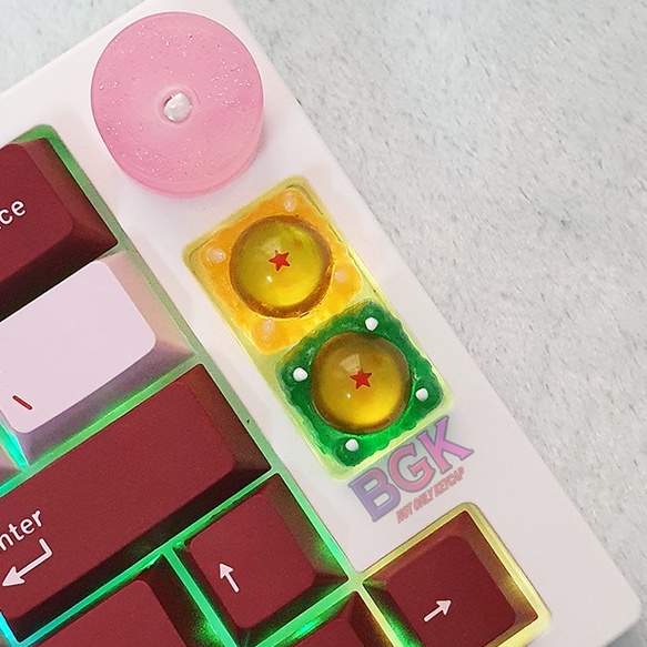 Nút bàn phím keycap Artisan Hình Viên Ngọc Rồng Bằng Cast Resin Đổ Từng Lớp Xuyên LED