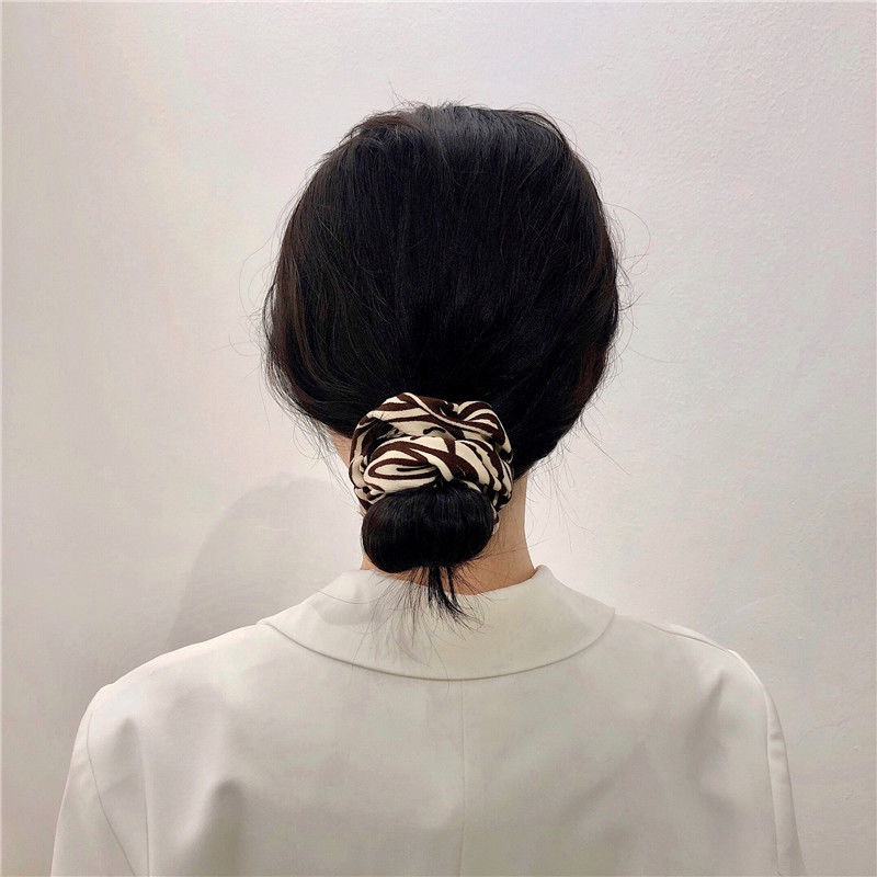Dây buộc tóc họa tiết da báo/chấm bi trắng/đen thời trang Hàn Quốc sành điệu cho nữ