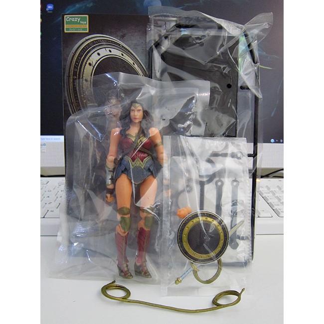 Crazy Toys Mô Hình Nhân Vật Wonder Woman Tỉ Lệ 1: 12