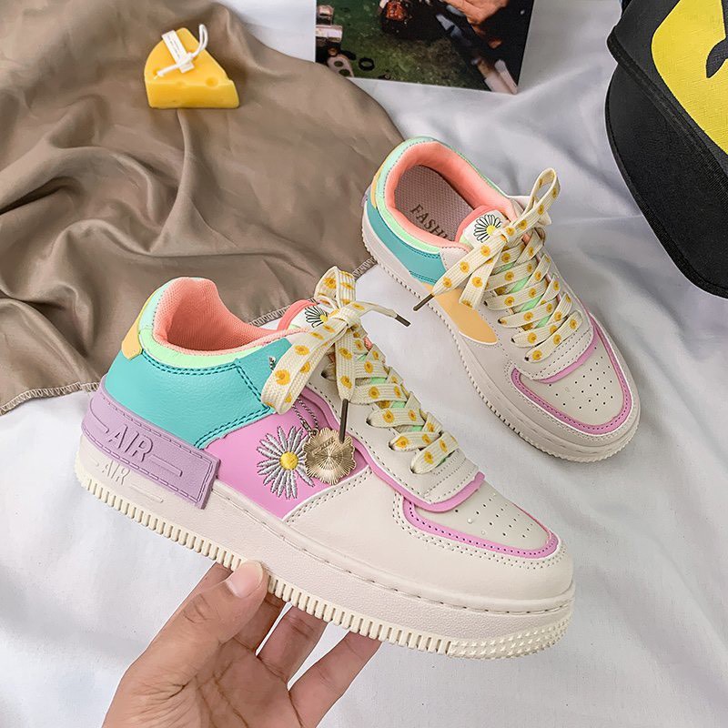 [Mã FAGREEN245 giảm 10% tối đa 30k đơn từ 99k] Giày Thể Thao Snaeker Nữ Dây Hoa Cúc (Kèm Phụ Kiện) | BigBuy360 - bigbuy360.vn