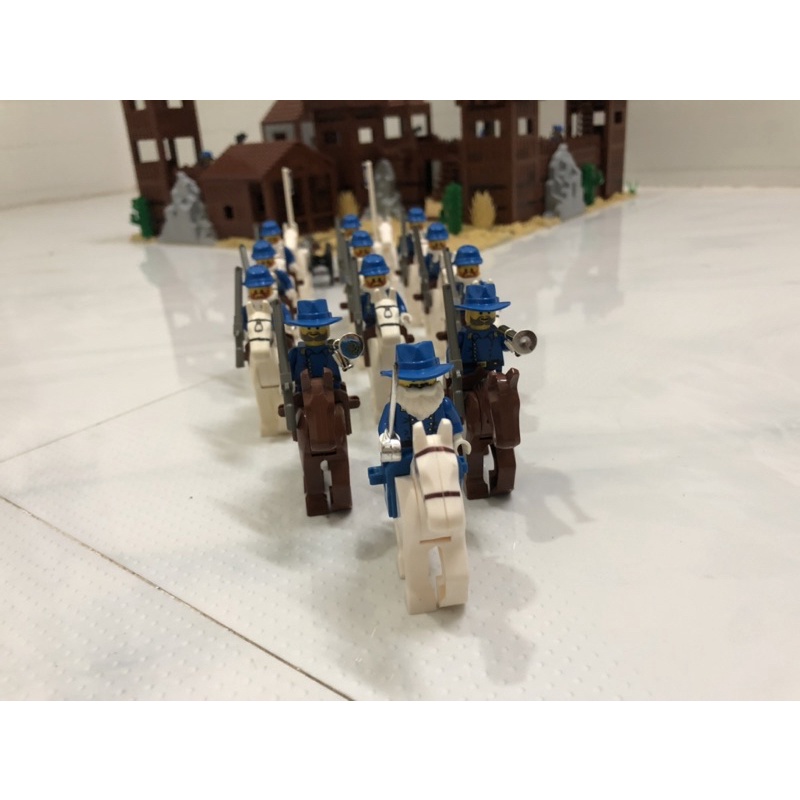 Lego sản phẩm doanh trại và quân lính cao bồi Miền Tây Hoang Dã - hàng Moc