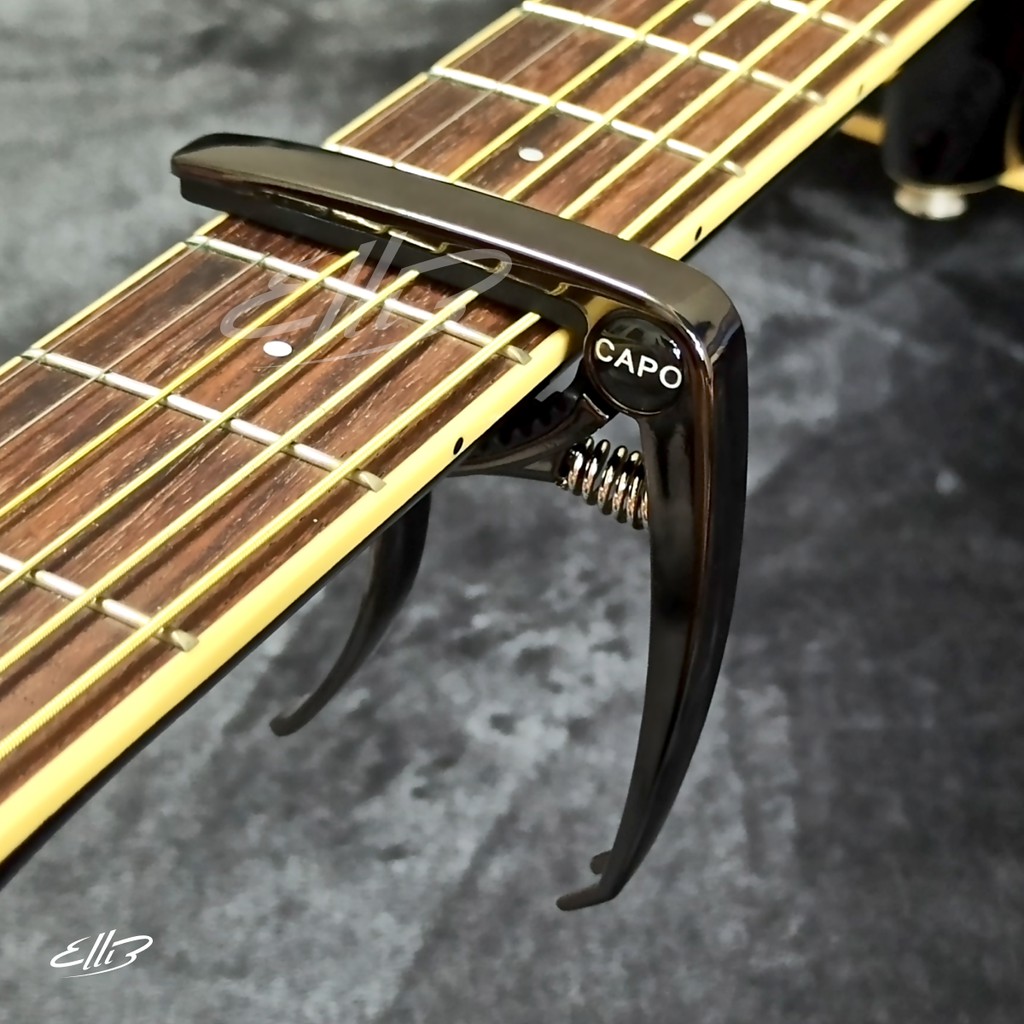 Capo Guitar cao cấp Mẫu E203 - kẹp tăng tông acoustic và classic có kèm khoá mở chốt dây đàn