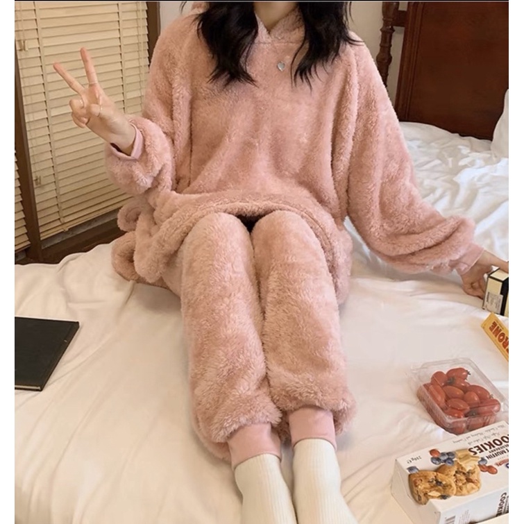 Bộ ngủ lông gấu hoodie hồng Unisex  from rộng lông mượt mà siêu ấm phong cách hàn quốc