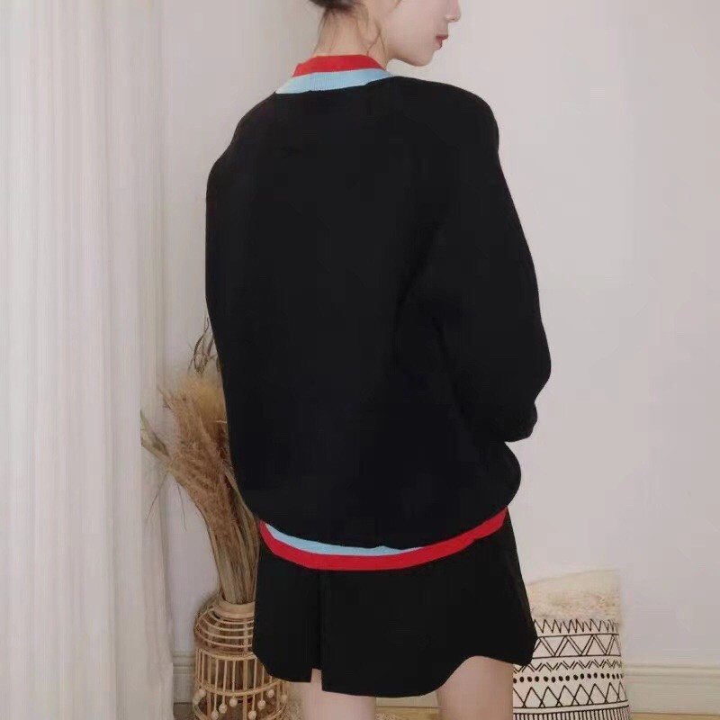 áo khoác cardigan cổ chữ V gucci