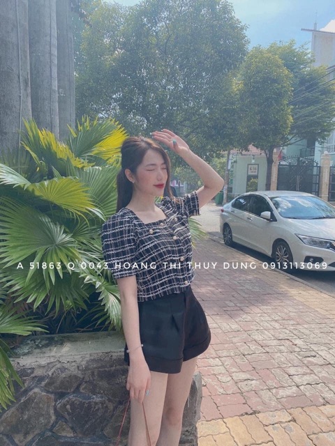 Áo khoác dạ ngắn kẻ đen cổ  | BigBuy360 - bigbuy360.vn