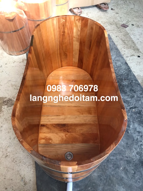 Bồn tắm gỗ OVAL Gỗ POMU cao cấp