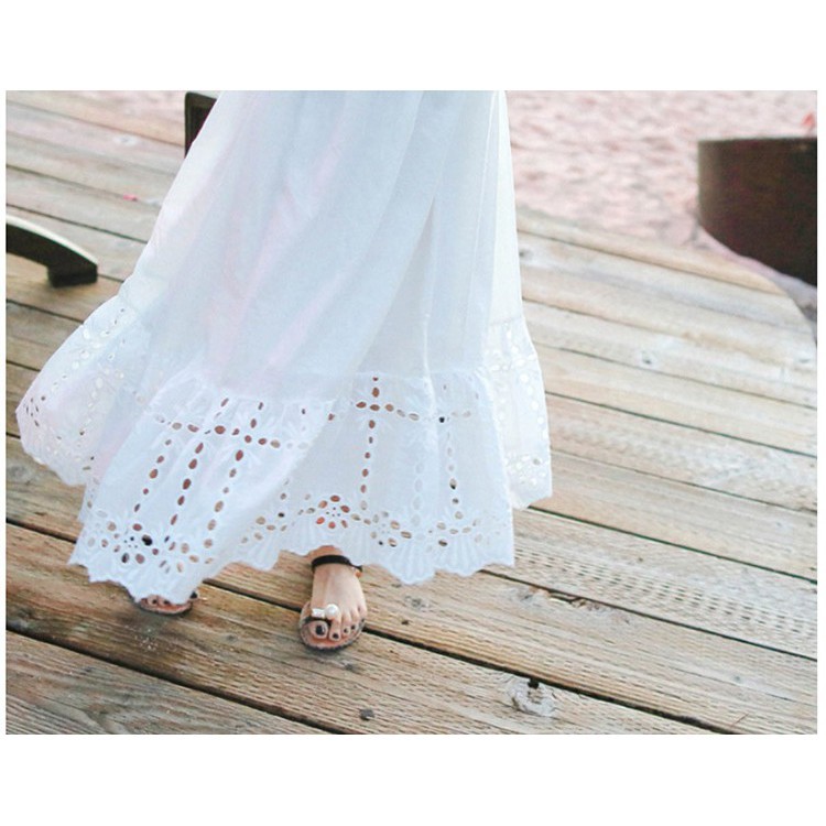 Váy maxi trắng ren trễ vai