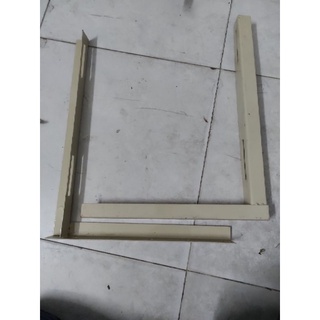cặp 2 cái ke lắp cục nóng máy lạnh