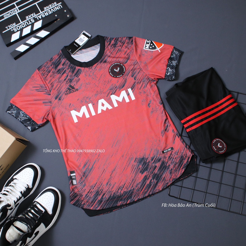 Bộ Quần Áo Bóng Đá CLB Inter Miami 2023 Màu Đỏ Quần Đen - Vải Gai Thái Chuẩn Áo Thi Đấu - Áo Đá Banh Miami Đẹp