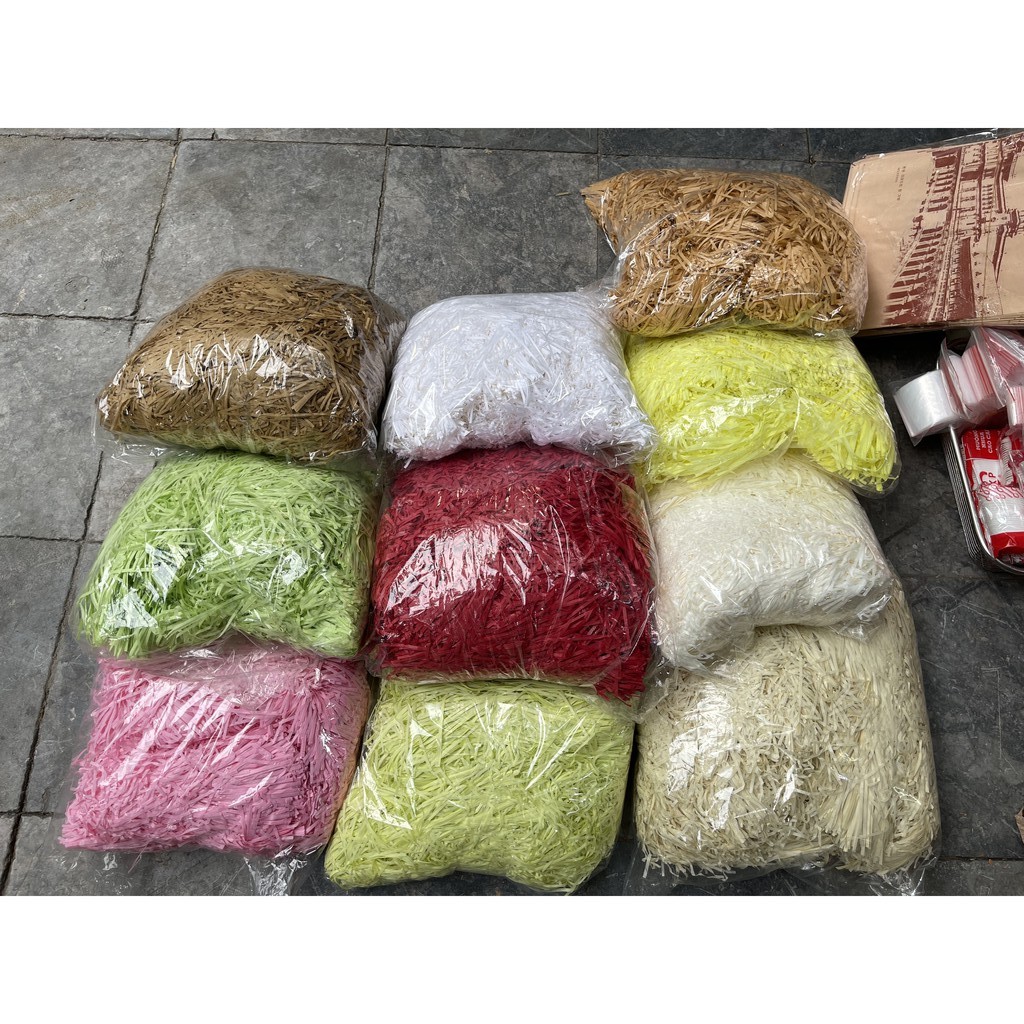 1kg Giấy Rơm Lót Hộp Quà, Giấy Kraft lụa Cắt Sợi Lót Hộp LOẠI ĐẸP KHÔNG VỤN, KHÔNG MỦN