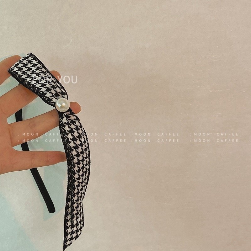 Bờm tóc và nơ kẹp tóc hoạ tiết caro hiện đại BN1