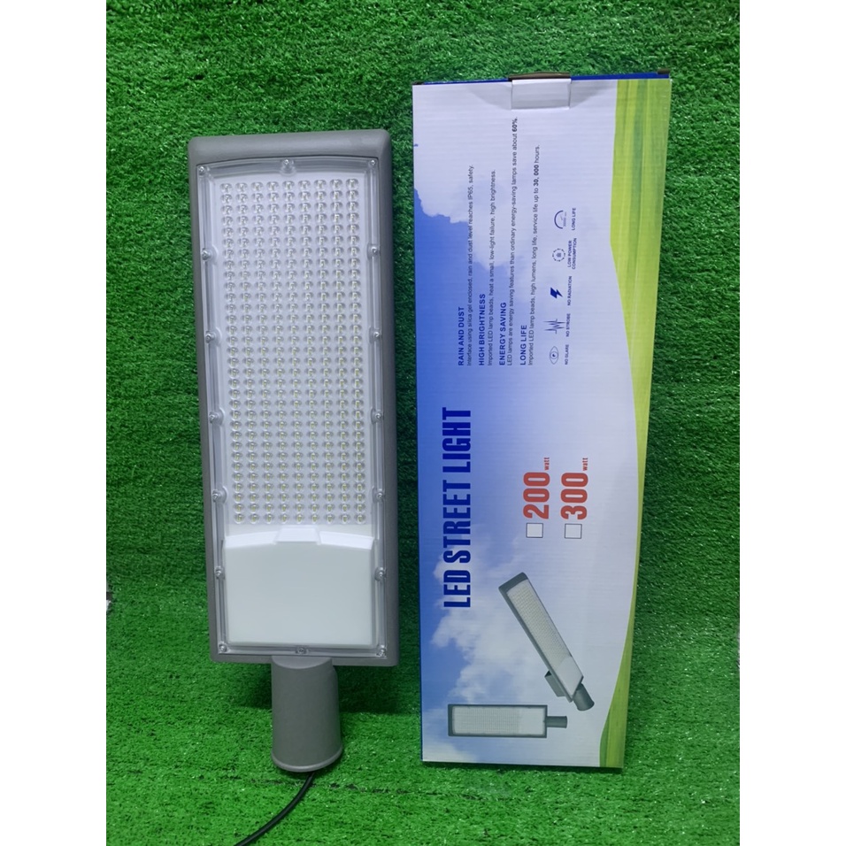Đèn đường SMD siêu sáng 100W-200W-300W dùng điện 220v. Bảo hành 12 tháng