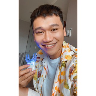 [Tặng bàn chải đánh răng] Đèn LED làm trắng răng Smilee - Giải 1 Startup 2018-Sử dụng 5 năm-Răng trắng 6 tông chỉ 7 ngày