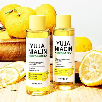 Nước hoa hồng Yuja Niacin Brightening Toner Some By Mi