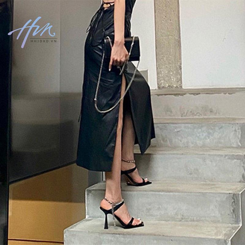 Sandal Cao Gót Hở Ngón Mũi Vuông Phối Dây Xích Kim Loại Thời Trang Mùa Hè Dành Cho Nữ 2022