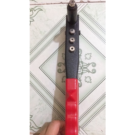 Kìm bắn rút đinh tán