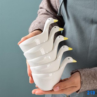 2021 ♛Phim hoạt hình vịt gốm sứ đa chức năng trẻ em bát nhỏ gia dụng bộ đồ ăn đơn nguyên liệu món sáng nước sốt đĩa