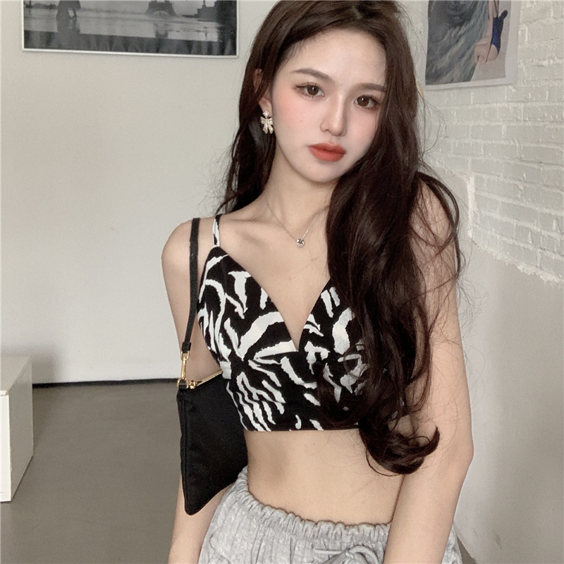 Áo Crop Top Cổ Chữ V Họa Tiết Ngựa Vằn Cho Nữ