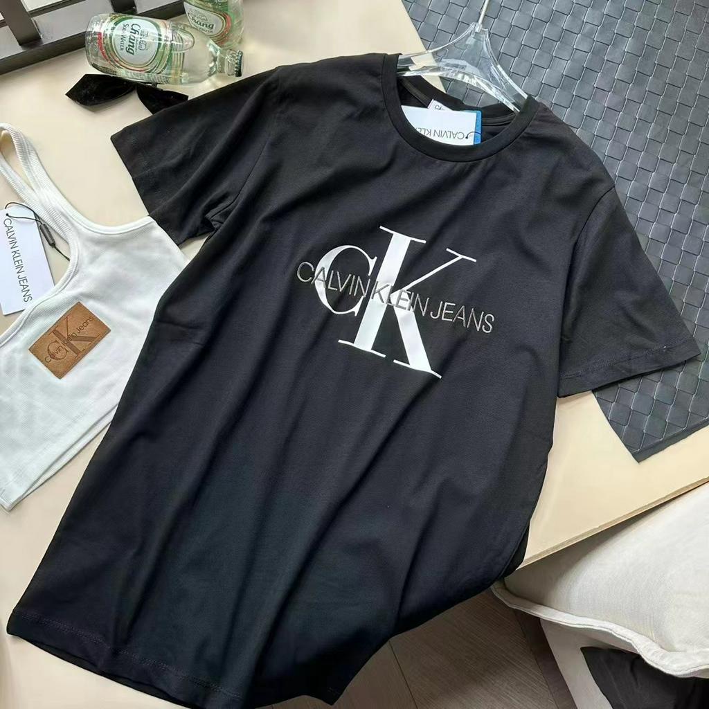 CK blackpink jennie BTS Jung kook IVE Jang Won Young Áo Thun Tay Ngắn Dáng Rộng Hoạ Tiết Thêu Cho Cặp Đôi