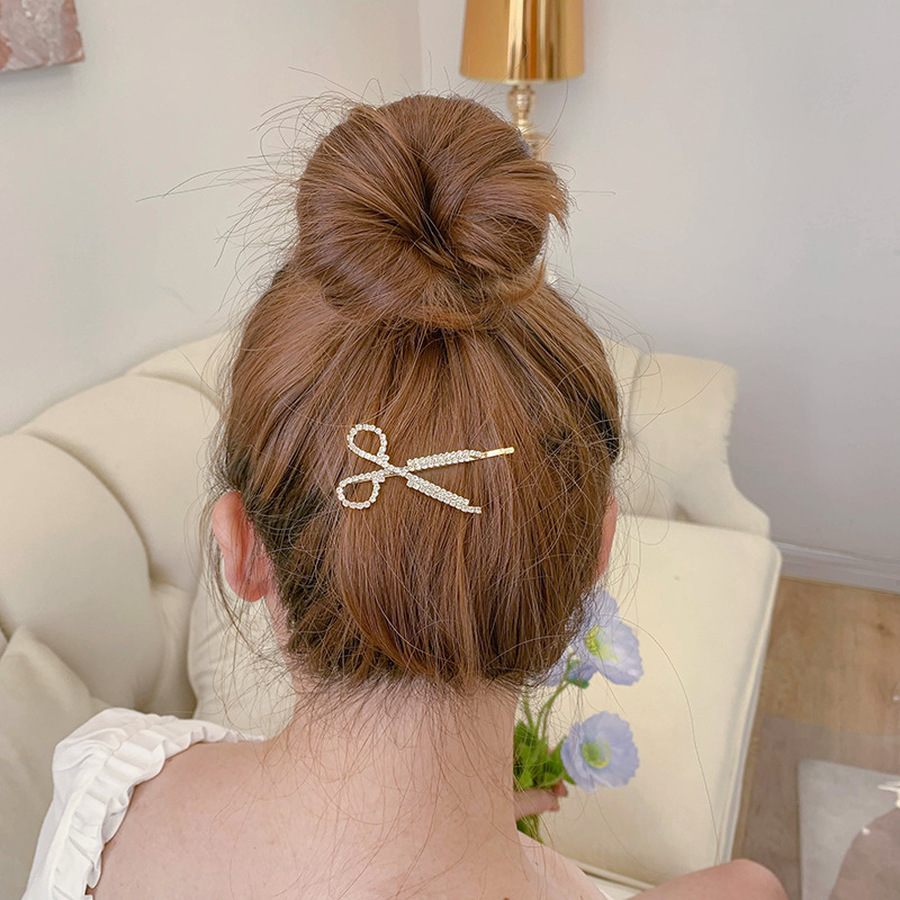 Kẹp tóc đính đá lấp lánh phong cách Hàn Quốc
