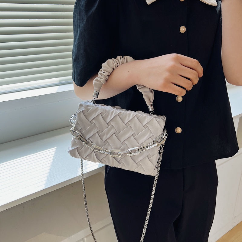 Túi Đeo Chéo Hình Vuông Nhỏ Thiết Kế Đặc Biệt Thời Trang Mới 2022 Cho Nữ