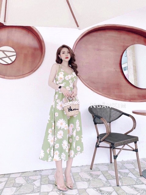 Đầm dạo phố hoa cúc có mút ngực