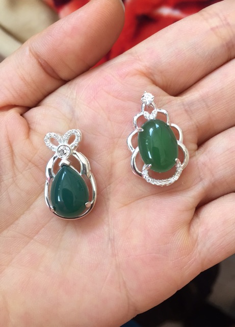 Dây chuyền mặt đá xanh lục nhân tạo bạc ta cao cấp