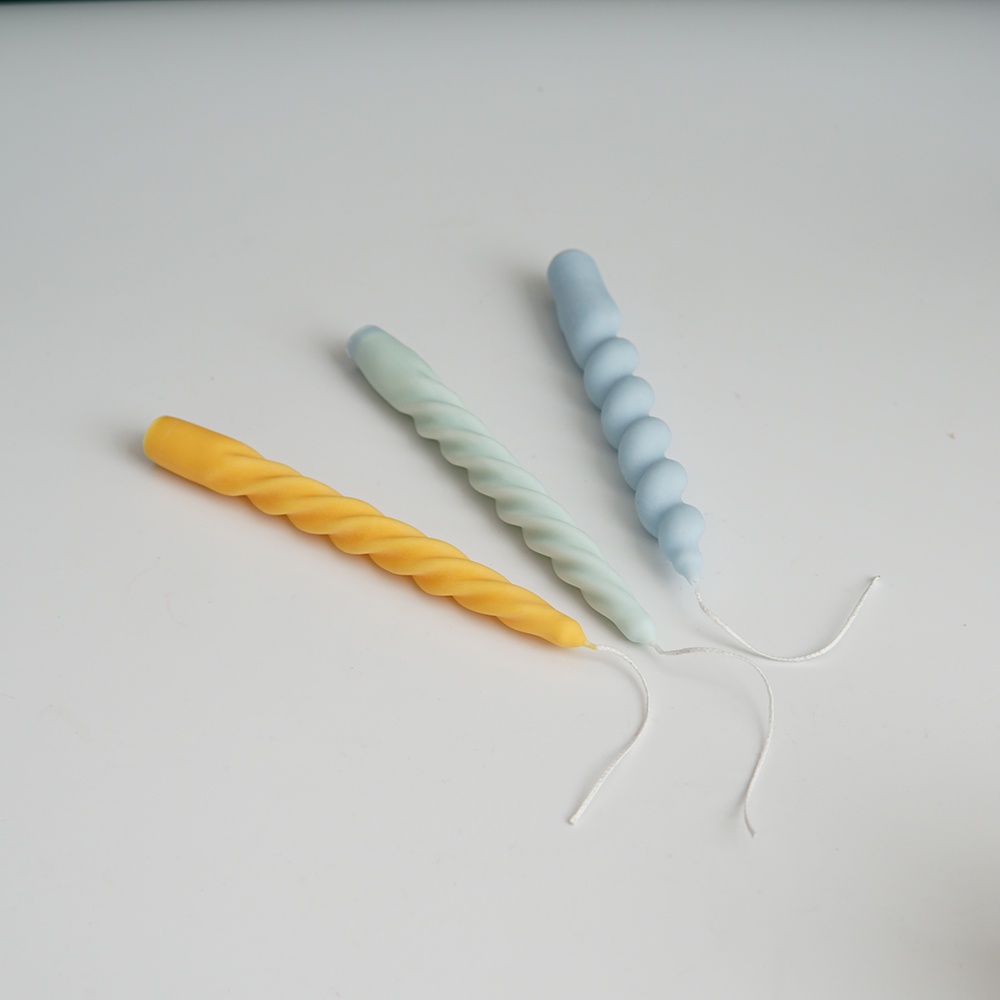 Khuôn Silicone Làm Nến Xoắn 3D DIY Tiện Dụng