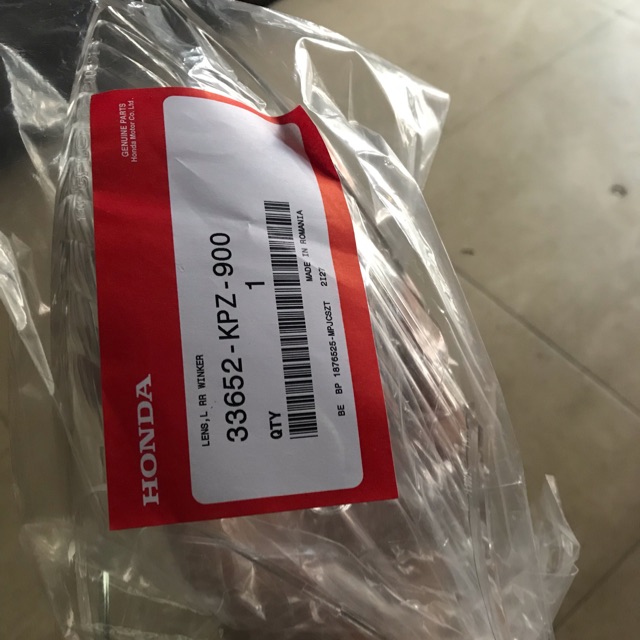 Cặp ốp xi nhan sau xe Dylan zin hãng