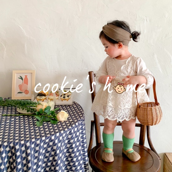 Bộ body liền quần vintage màu nude thôn nữ cho bé gái sơ sinh mặc chụp hình đi chơi đà lạt