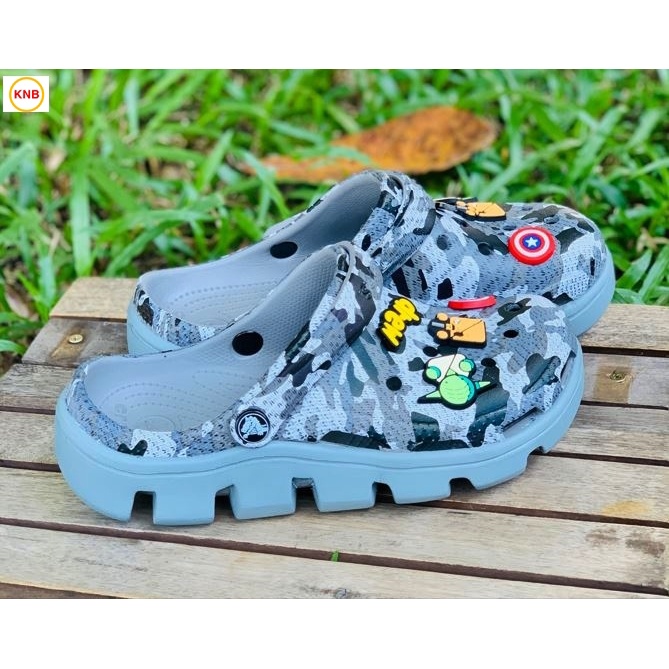 Dép nữ nam, Dép suc Duet Cross Xám Tro loang Camo -Freeship + 12 sticker- Dép Quai Ngang nam nữ bít đầu hàn quốc