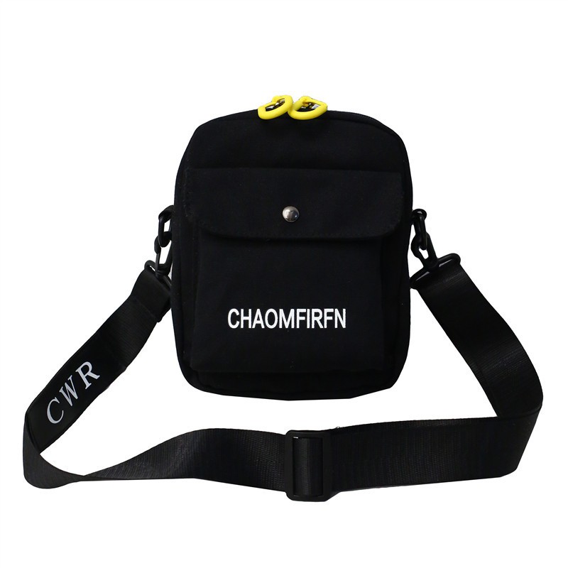 Túi Đeo Chéo Quảng Châu vải canvas- Có lỗ thông gắn tai nghe