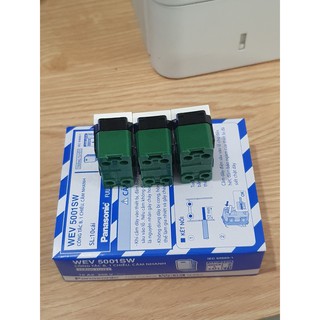 Công Tắc Panasonic WEV5001SW(1 hộp 10 cái)