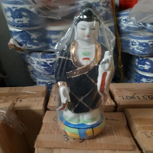 diệu trì địa mẫu