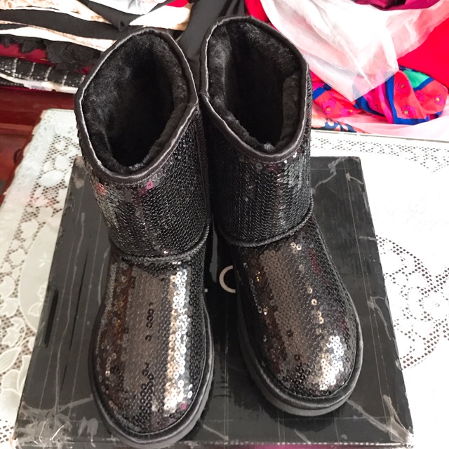 Giày boots Zalora kim sa đen brand new size 36