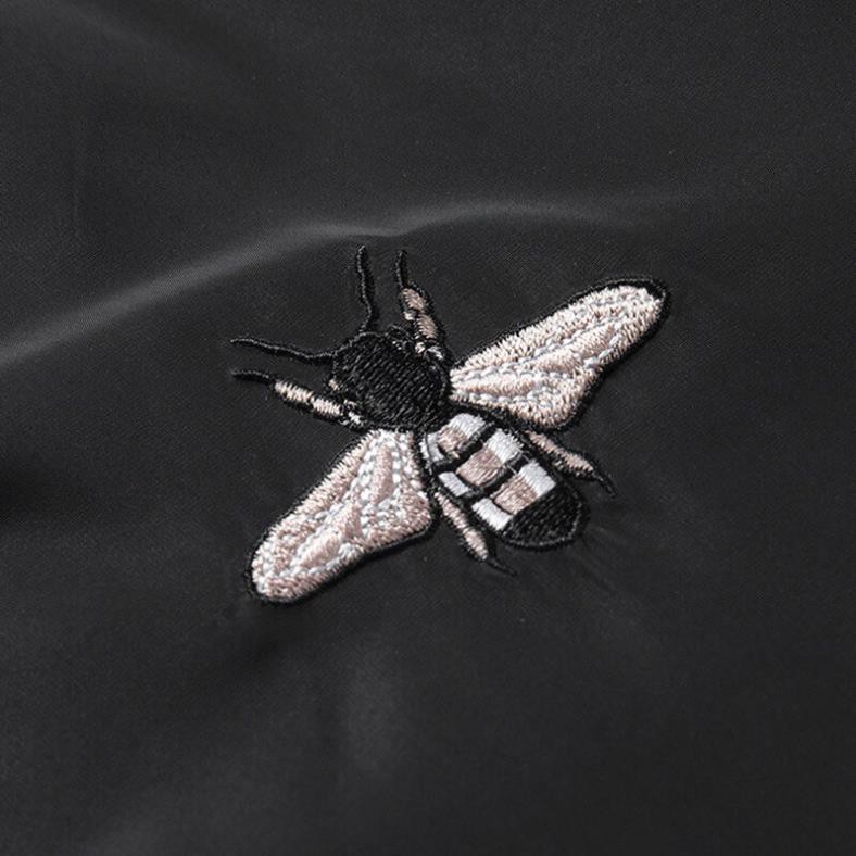 KHO QUẢNG CHÂU RẺ ĐẸP áo khoác nam logo ong gucci thêu poly dù quảng châu
